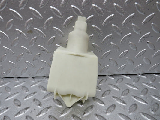27500 Mercedes-Benz S124 300TE Rear Door Lock Vacuum Actuator Cover 1248050590