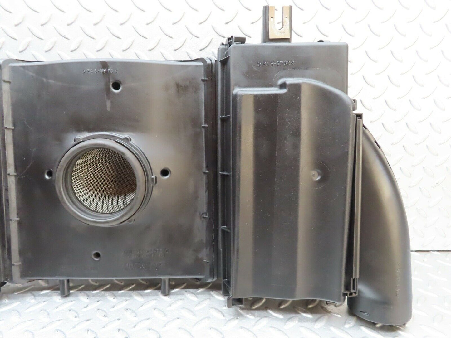 19314 Mercedes-Benz C140 CL420 Coupe Air Filter Box With Brand New Air Filter
