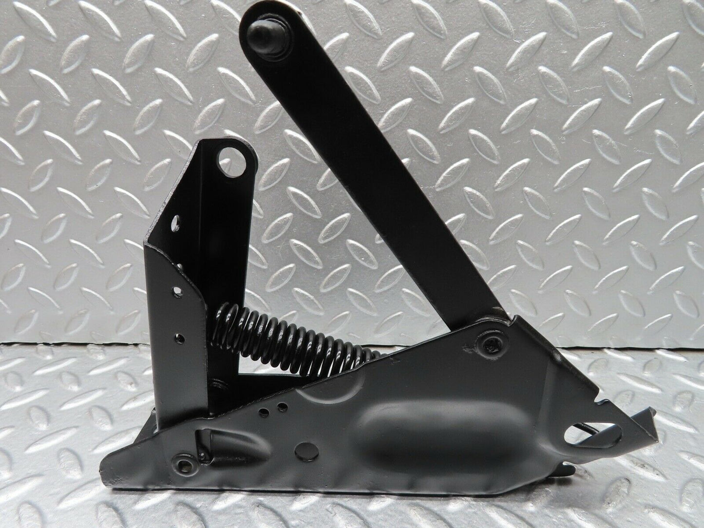 19815 Mercedes-Benz W121 190b Ponton Bonnet Hinge Right Side