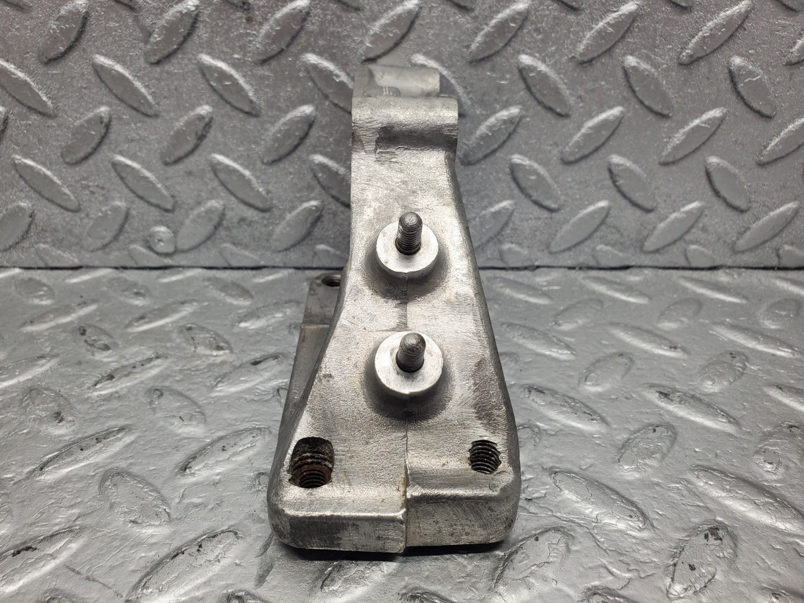 W112 air compressor support bracket used OEM