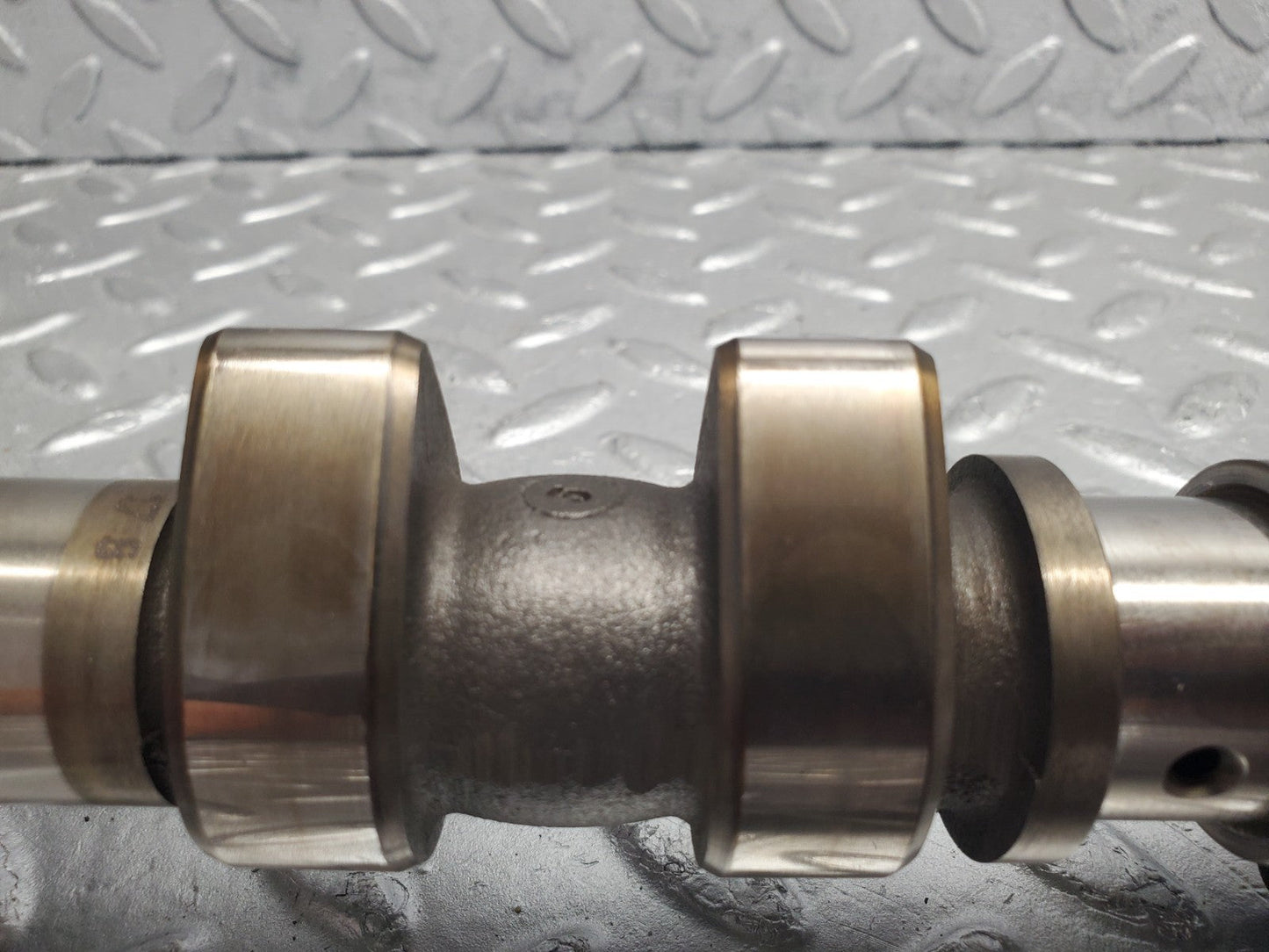 W124 Wagon camshaft exhaust side used OEM