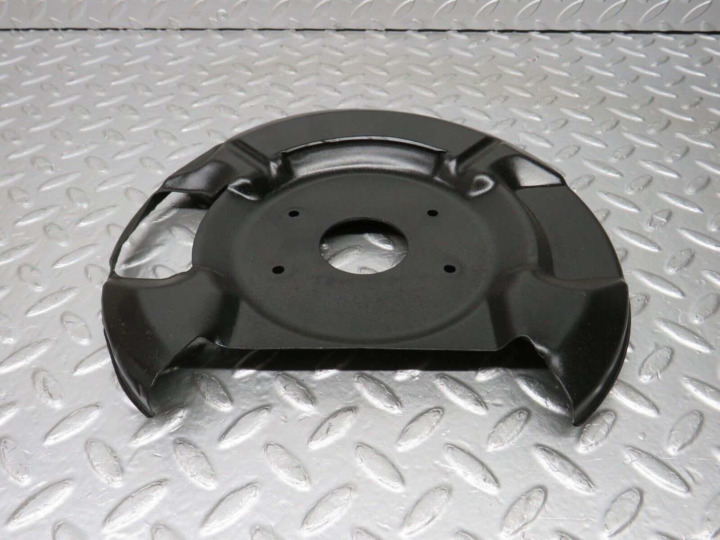 33015 Mercedes-Benz C107 R107 350 V8 Front Left Brake Disc Protection Plate