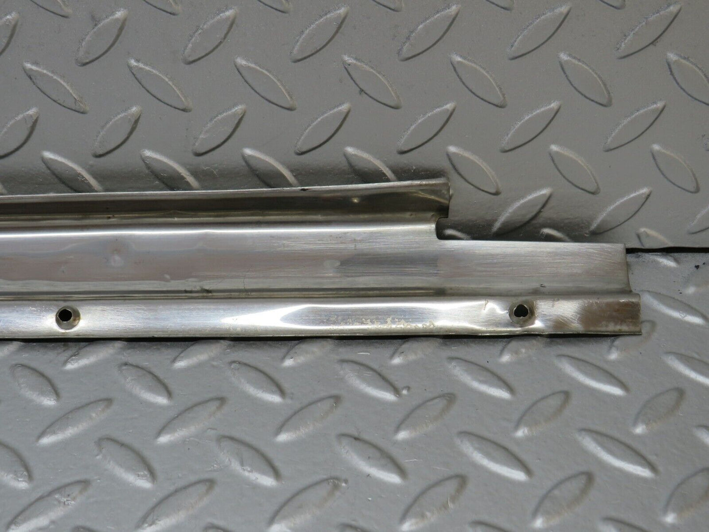 35767 Mercedes-Benz W108 Front Left Door Sill Chrome