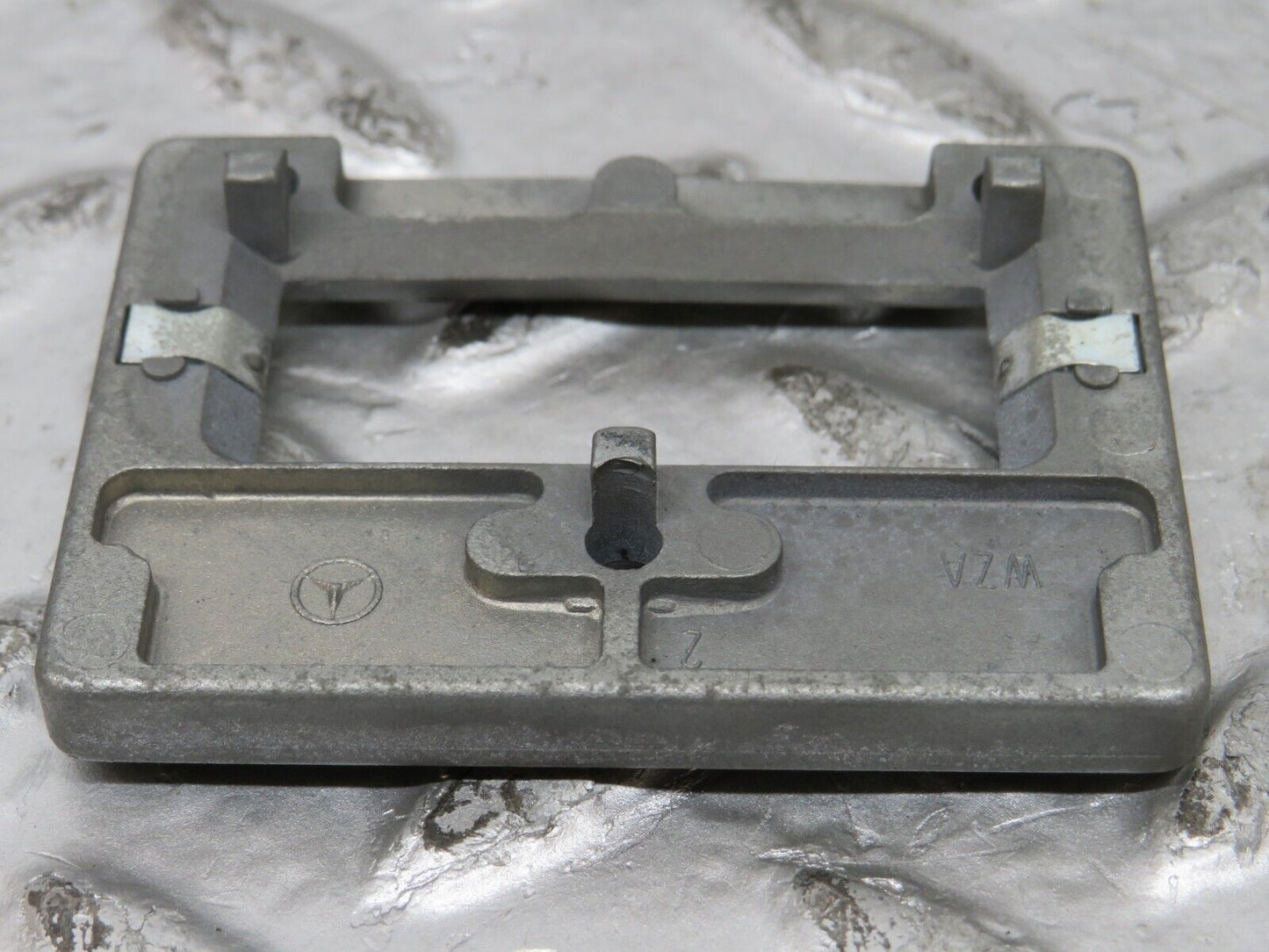 26556 Mercedes-Benz C124 220CE Coupe Rear View Mirror Mount Bracket