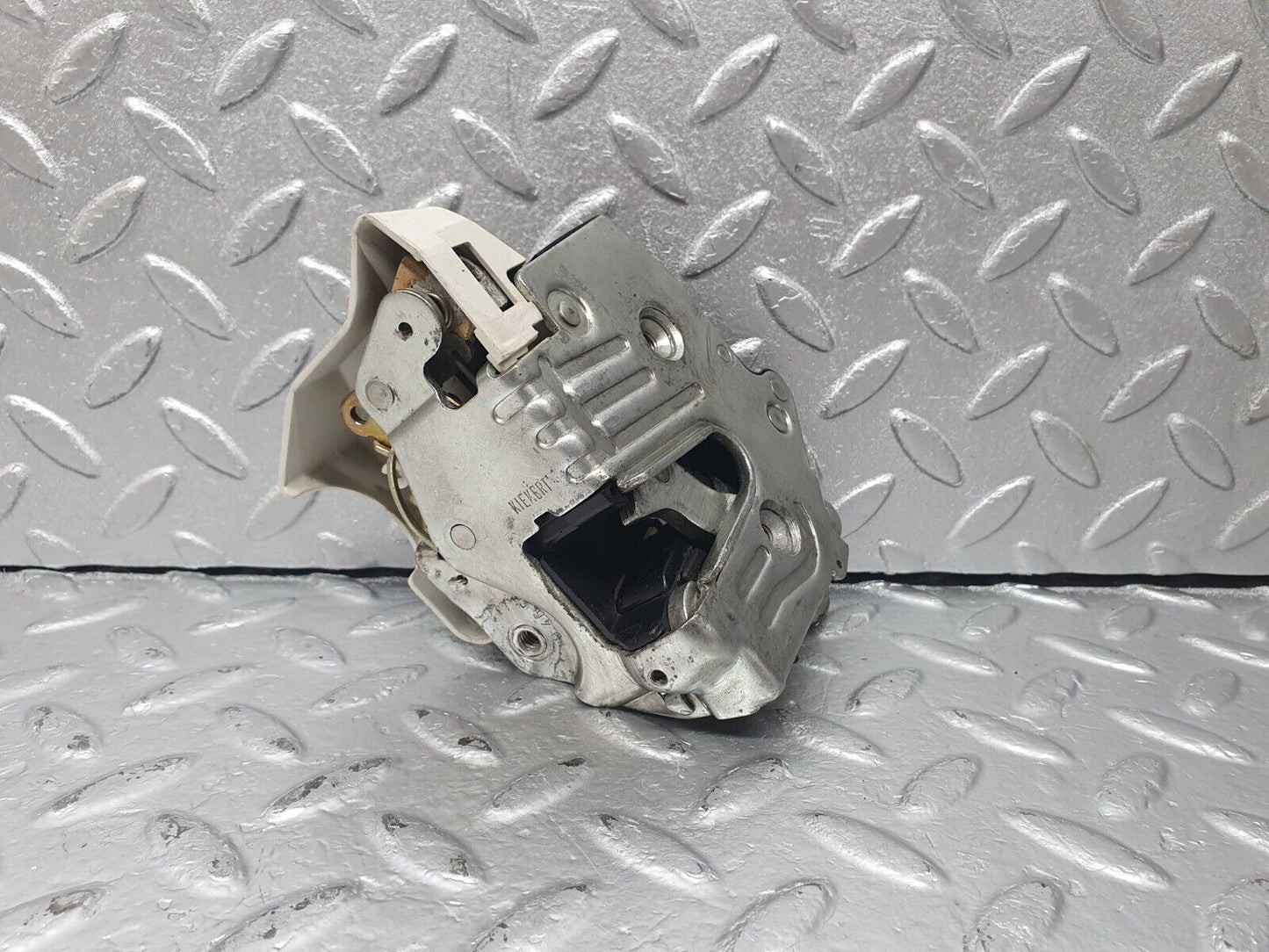 42758 Mercedes-Benz W201 190 Rear Right Door Lock Mechanism