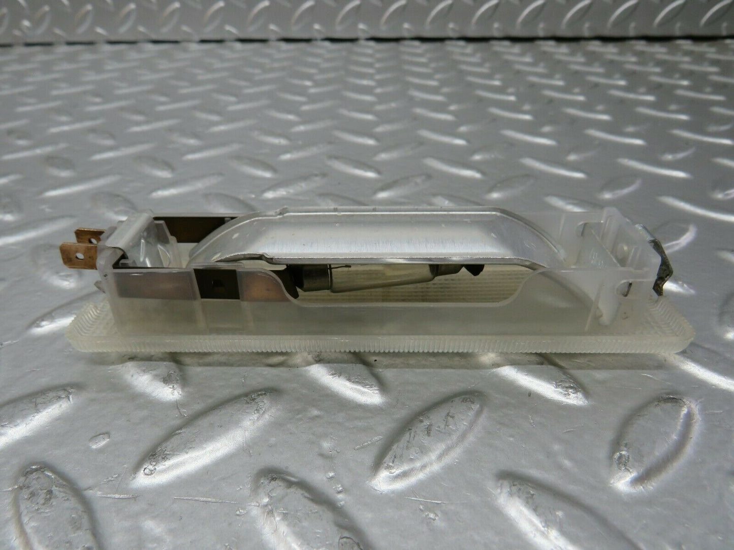 24260 Mercedes-Benz S124 220TE Wagon Rear Interior Dome Light 0018200601