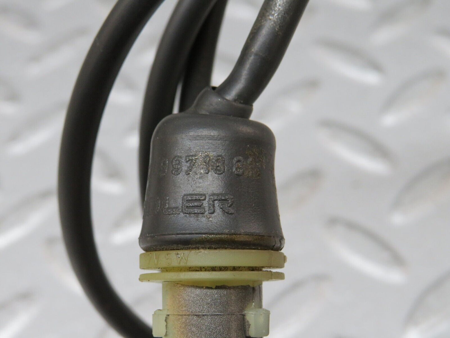 36268 Mercedes-Benz W126 420SE Front Wing Indicator Wire Cable 1249971881