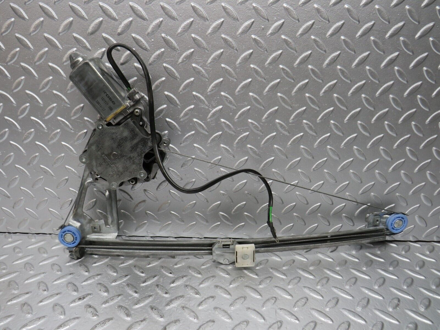 31195 Mercedes-Benz S124 220TE Rear Left Window Reg. & Motor 774.30016/27
