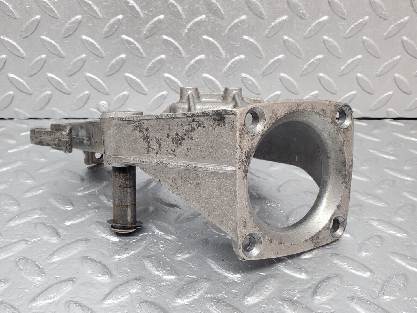 44286 Mercedes-Benz W123 280E Brake Pedal Bracket 1232900219