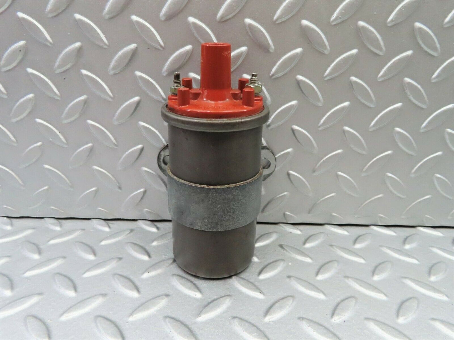 5827 Mercedes-Benz W123 200 Ignition Coil Bosch 0001584003