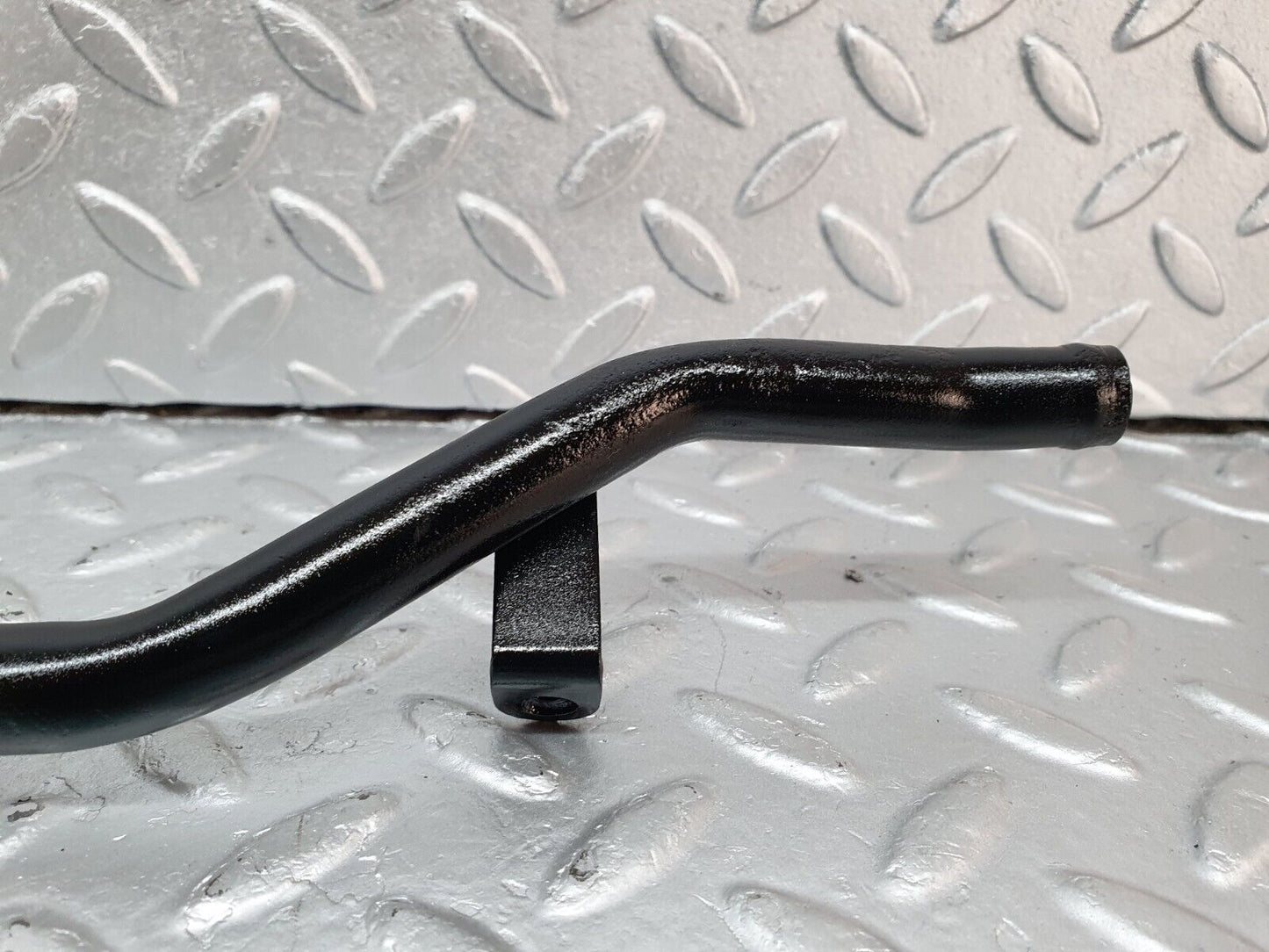 41235 Mercedes-Benz W126 300SE Coolant Pipe