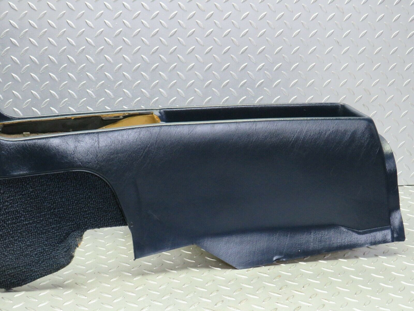 22933 Mercedes-Benz C123 230CE Coupe Centre Console Blue