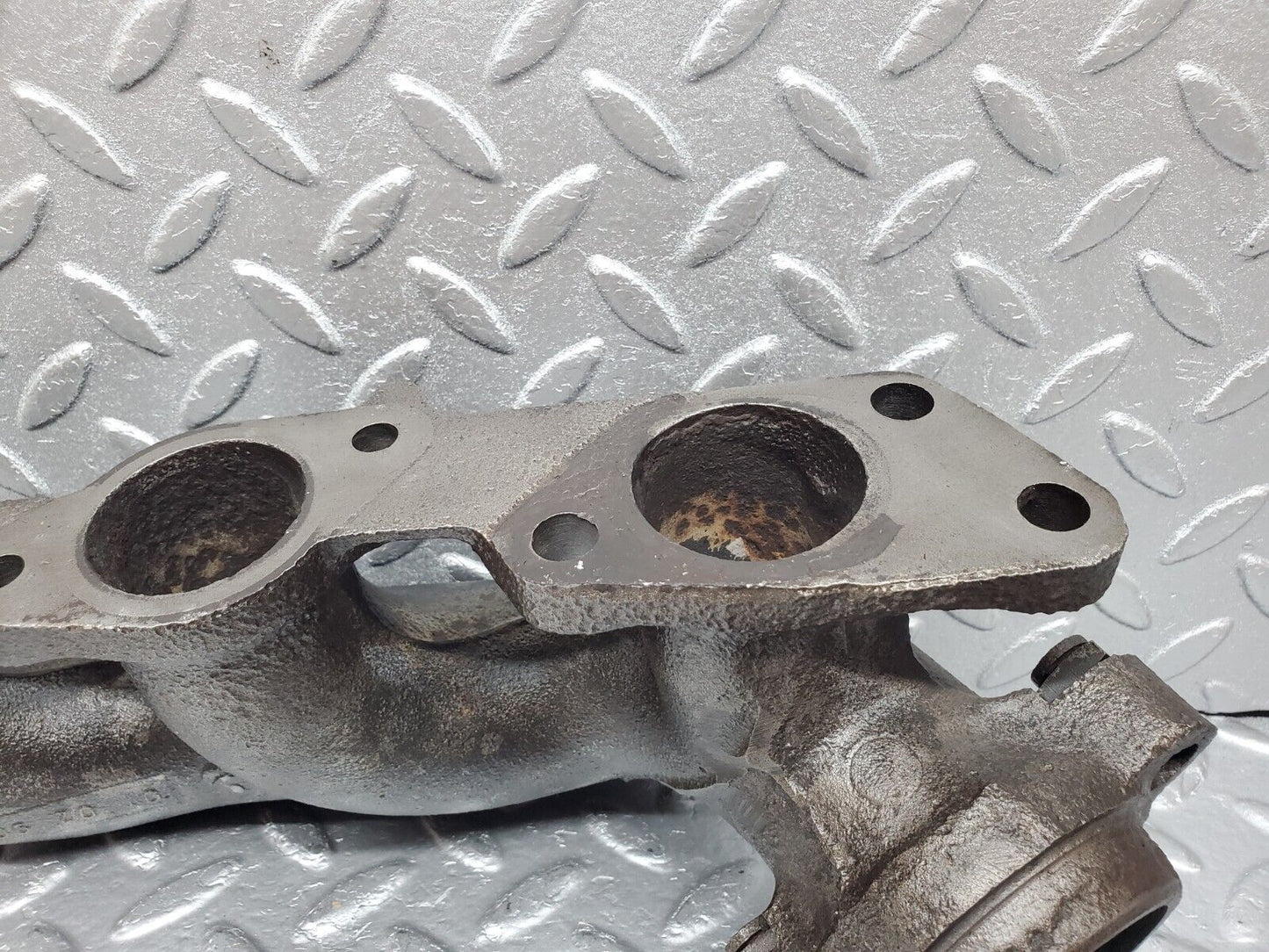 45184 Mercedes-Benz R129 300SL Coupe Exhaust Manifold 4-6 Cylinder 1031422202
