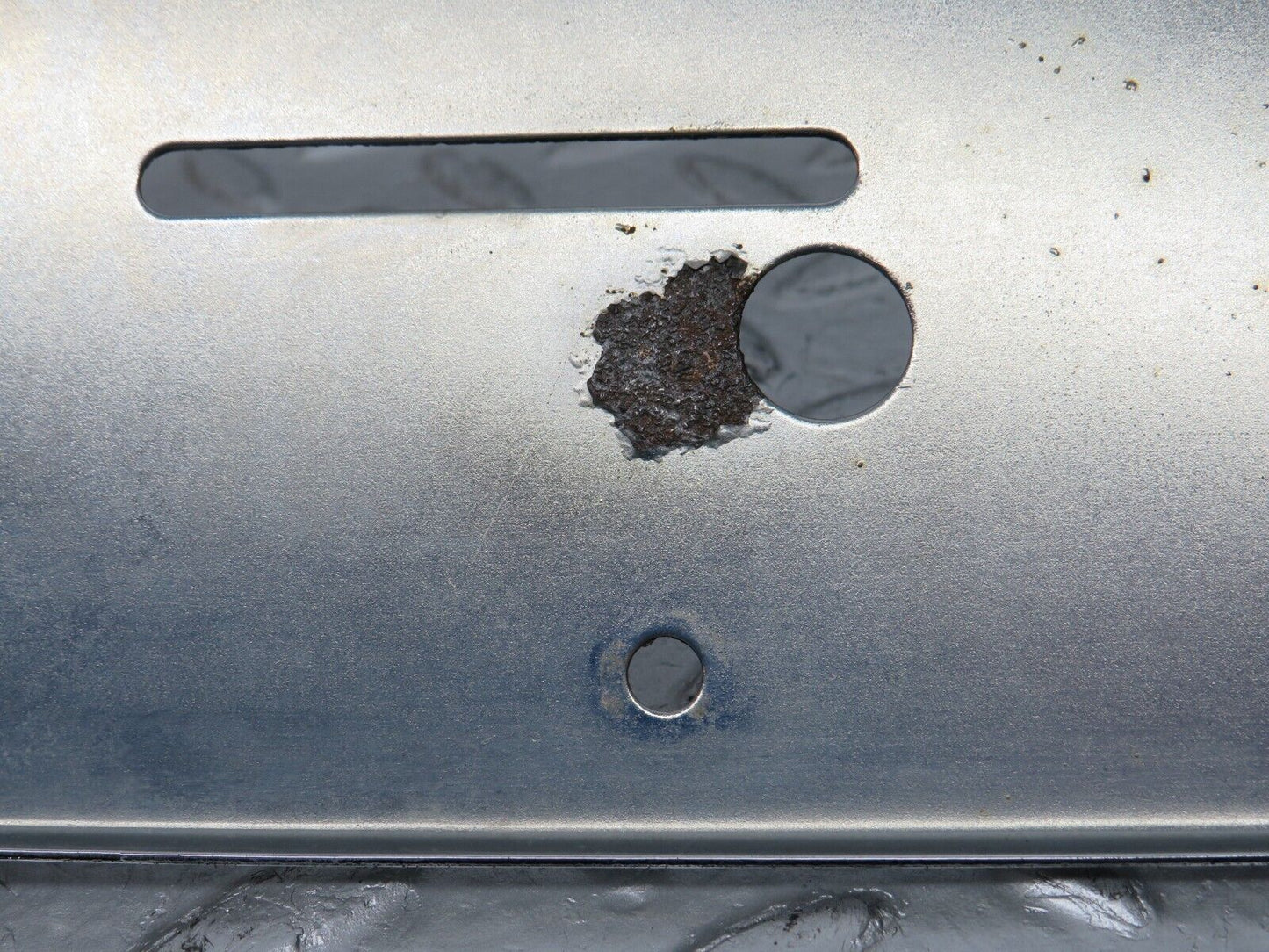 33750 Mercedes-Benz W201 190E  Rear number Plate Holder Chrome