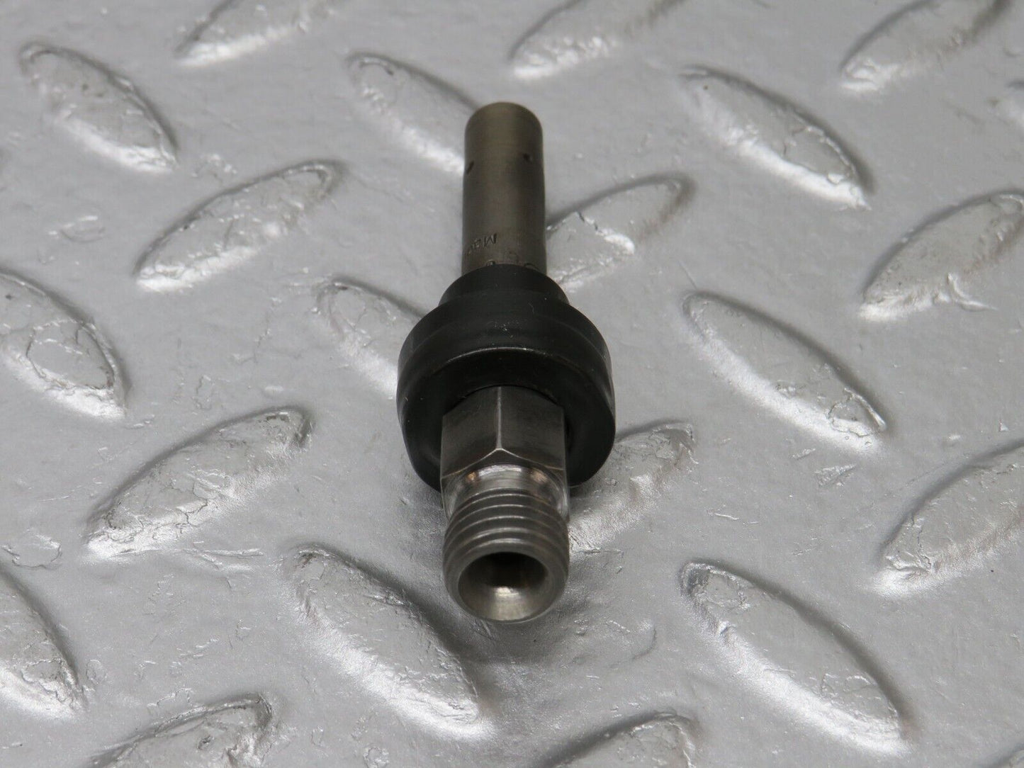 33687 Mercedes-Benz W201 190E 2.0L Fuel Injector Bosch 0437502010