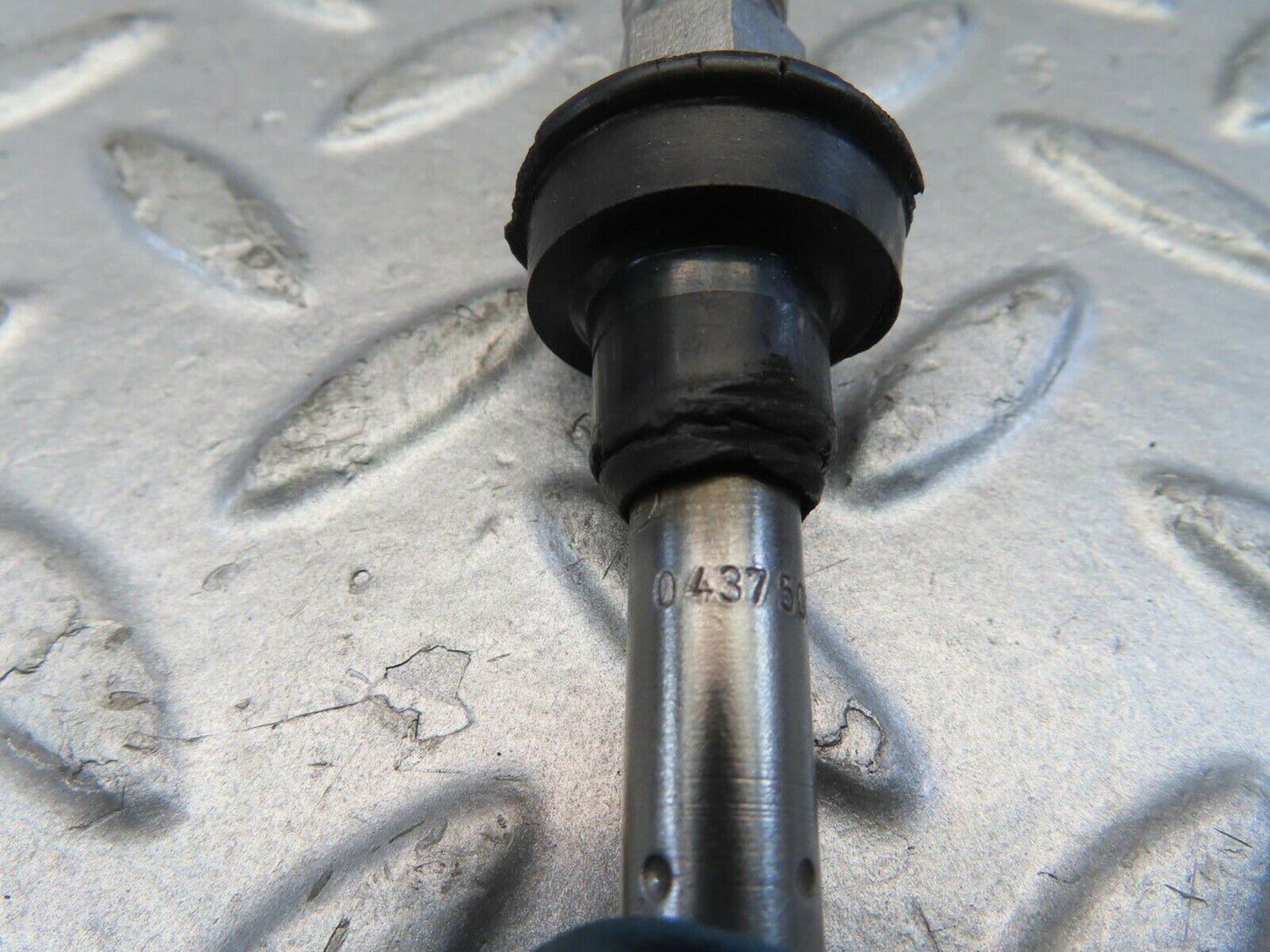 11034 Mercedes-Benz R107 W116 Fuel Injector Bosch 0437502010