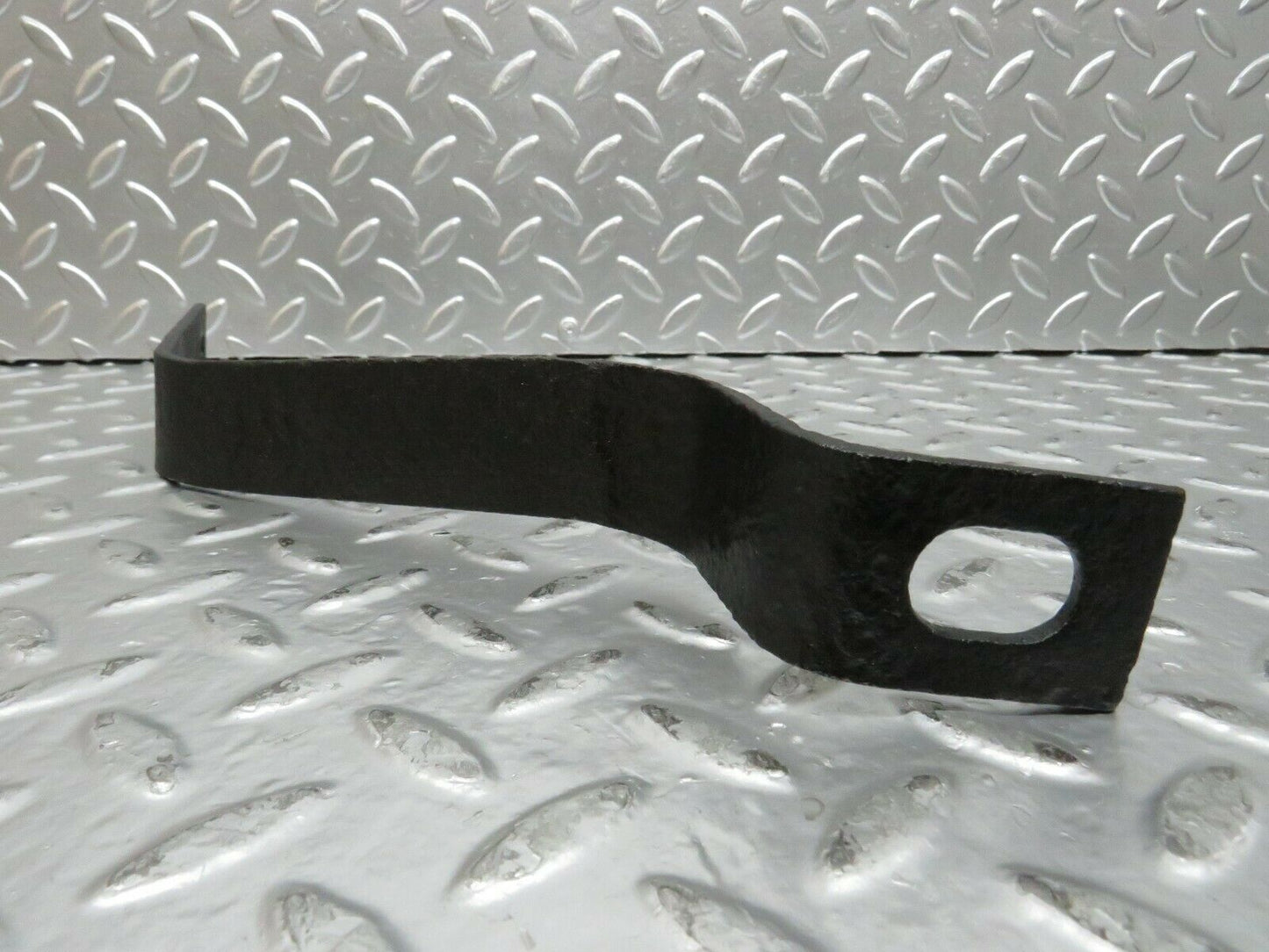 23823 Mercedes-Benz C107 450SLC Coupe Front Bumper Bracket Pair