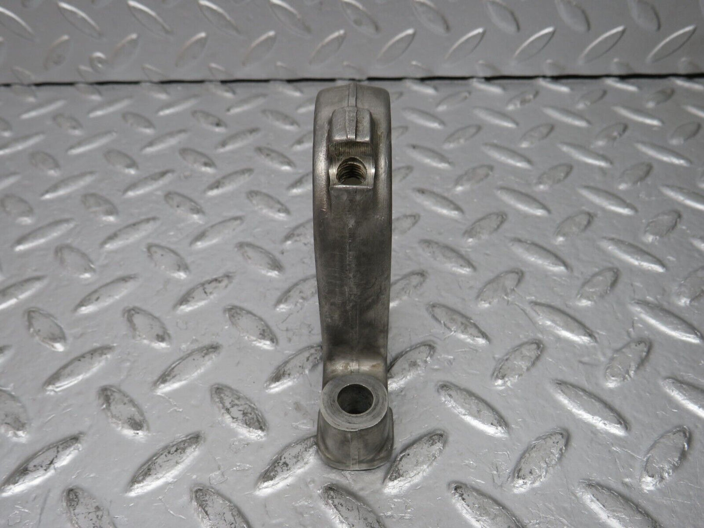 32796 Mercedes-Benz C107 R107 350 V8 Camshaft Tower Bearing 1160512112