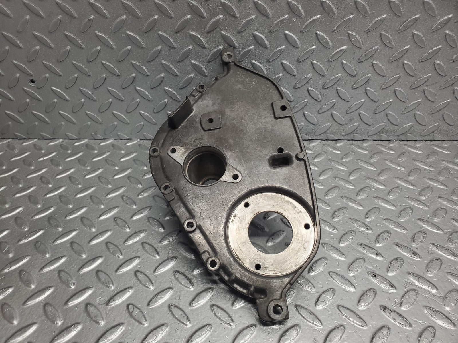W124 Wagon cylinder head front cover used OEM