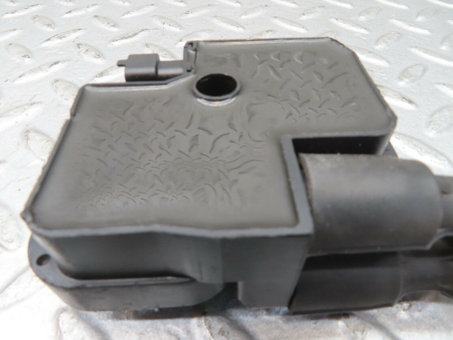 13402 Mercedes-Benz W220 S430 Ignition Coil 0001587803