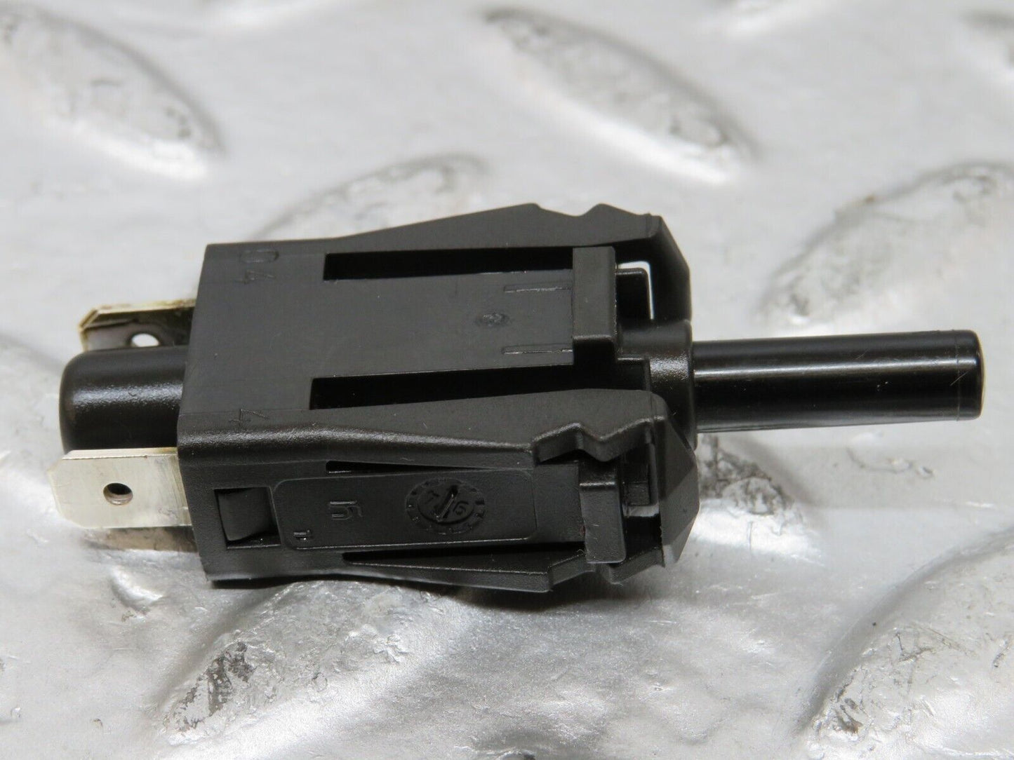 25811 Mercedes-Benz W124 280E Door Contact Switch Pair 0015458714
