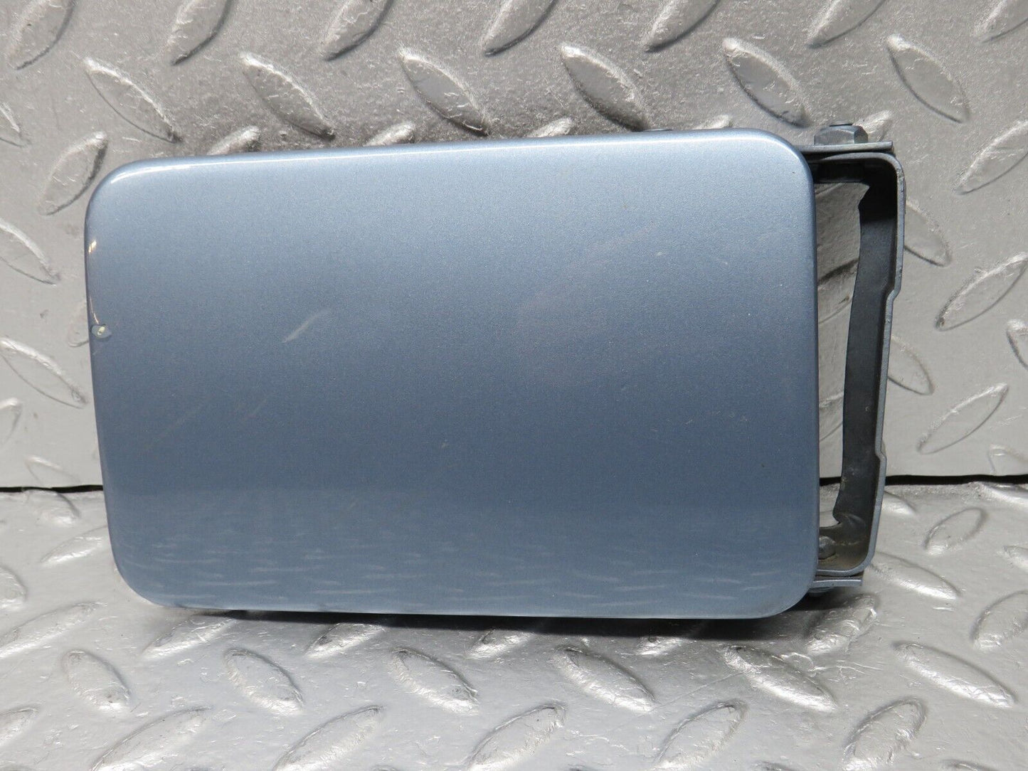 39090 Mercedes-Benz R107 500SL Coupe Fuel Tank Flap Cap