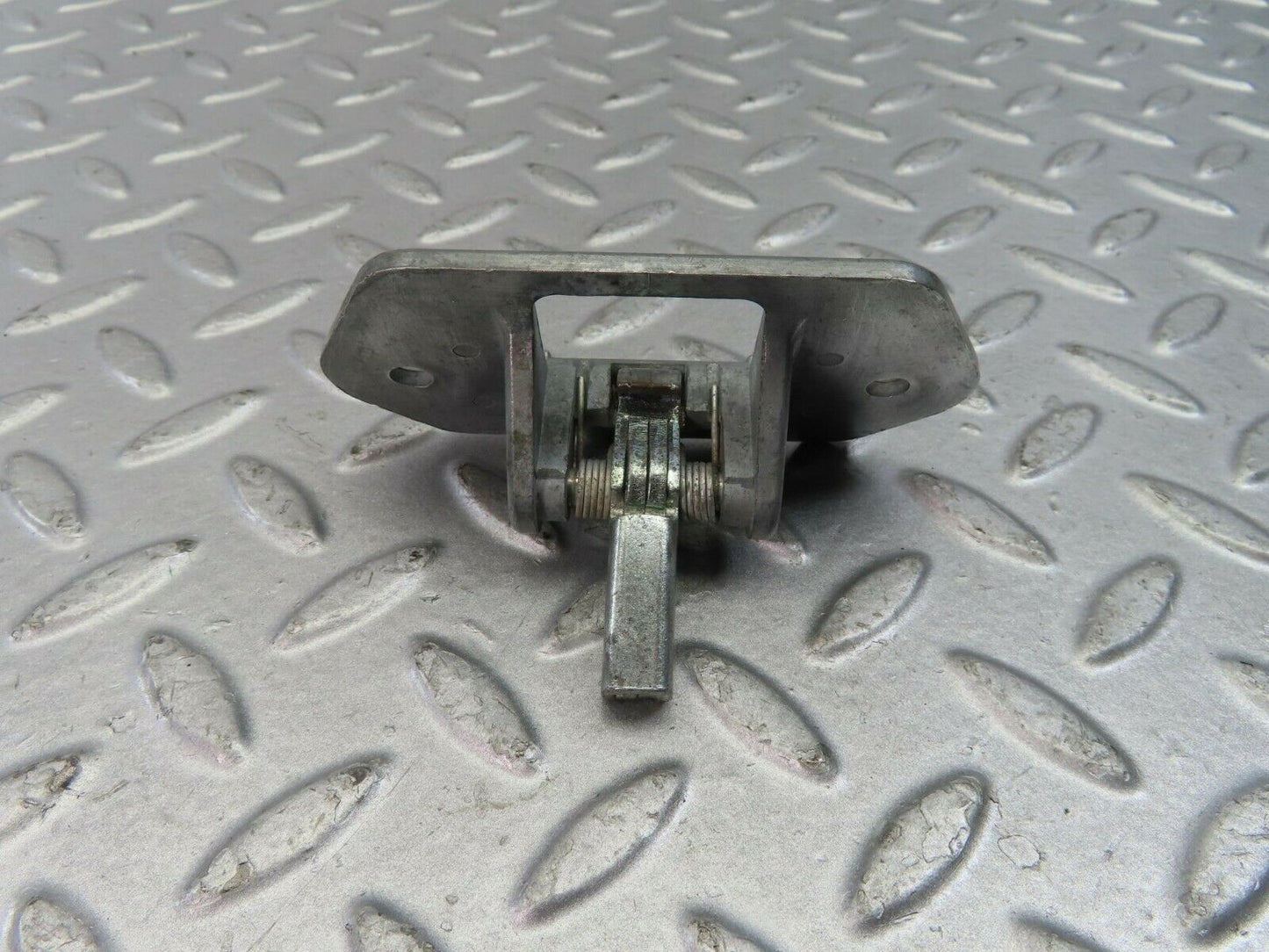 9163 Mercedes-Benz W108 Boot Latch Lock