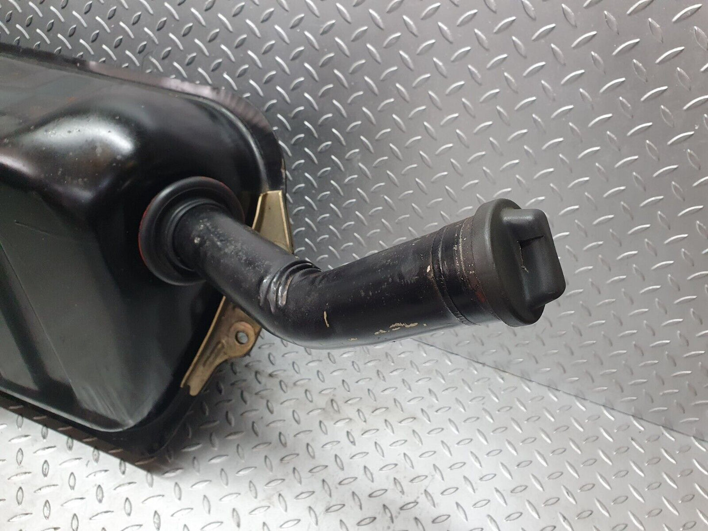 43854 Mercedes-Benz C126 380SEC Coupe Fuel Tank