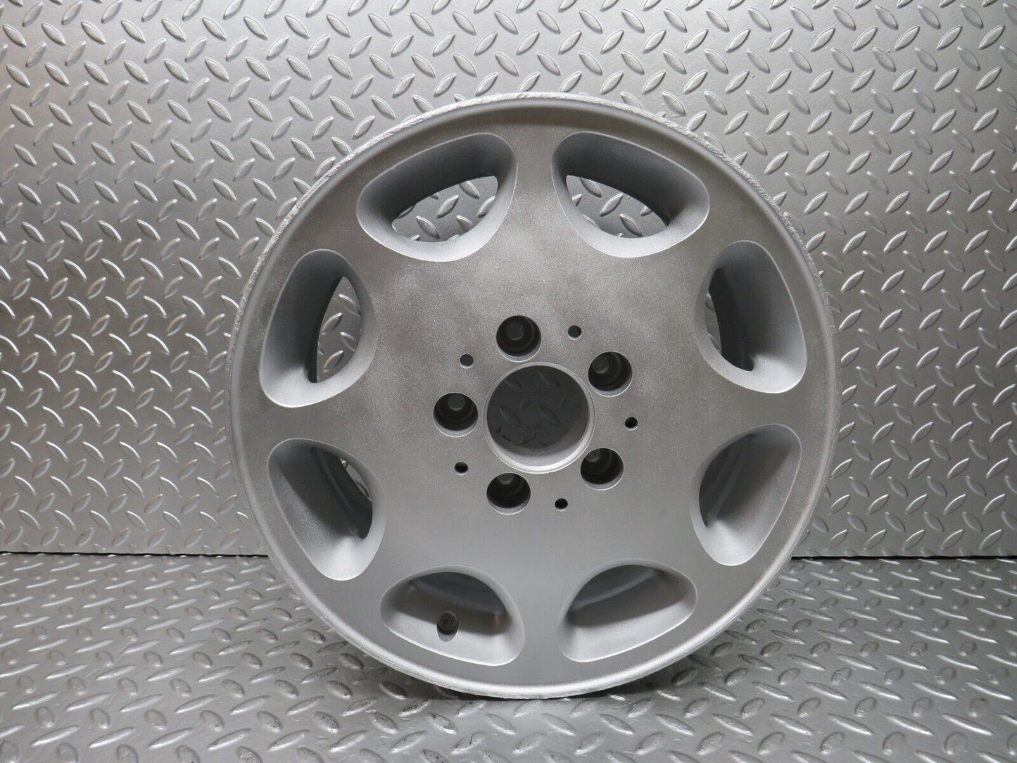 24463 Mercedes-Benz Alloy Wheel 6.5Jx15H2 ET44 Set