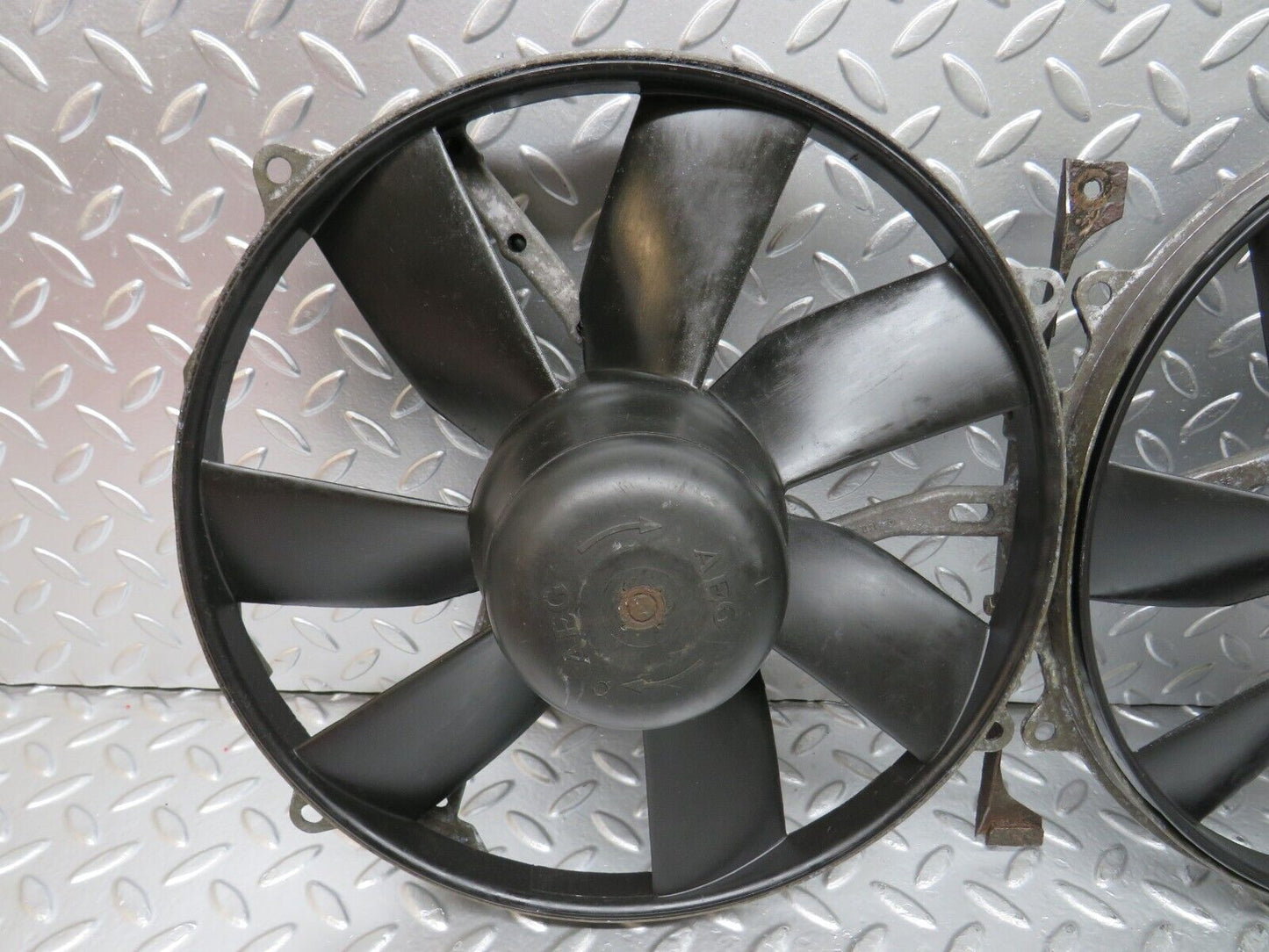 24786 Mercedes-Benz W140 S320 Engine Cooling Fan Motor 1405051355