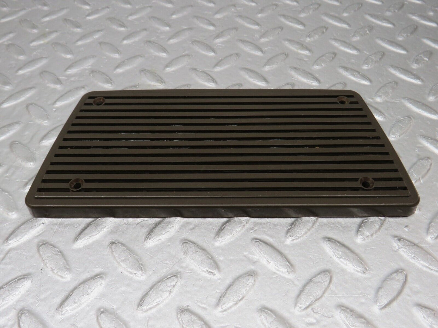 37490 Mercedes-Benz W109 300SEL Parcel Shelf Speaker Cover