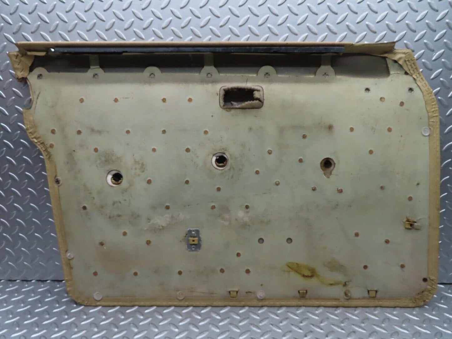 21124 Mercedes-Benz W123 230E Front Right Door Card Beige