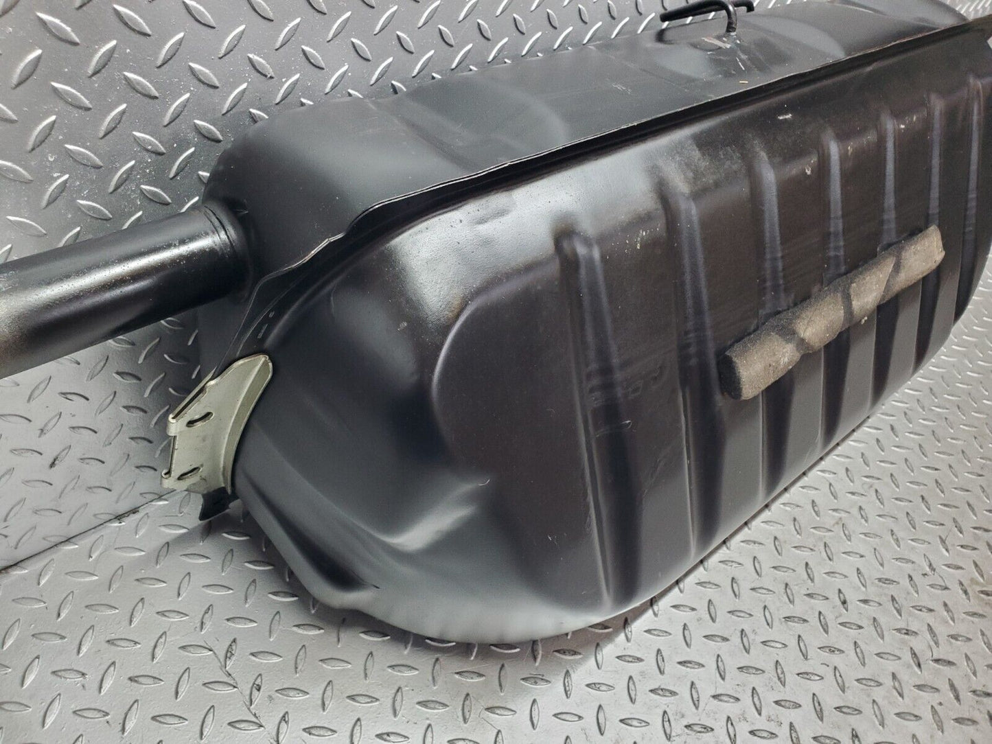 44441 Mercedes-Benz W123 280E Fuel Tank