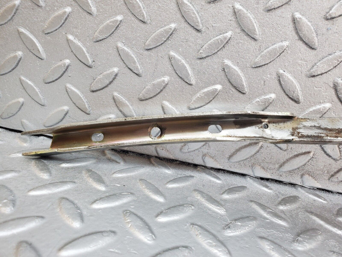 45241 Mercedes-Benz R129 300SL Coupe Right Door Front Window Channel