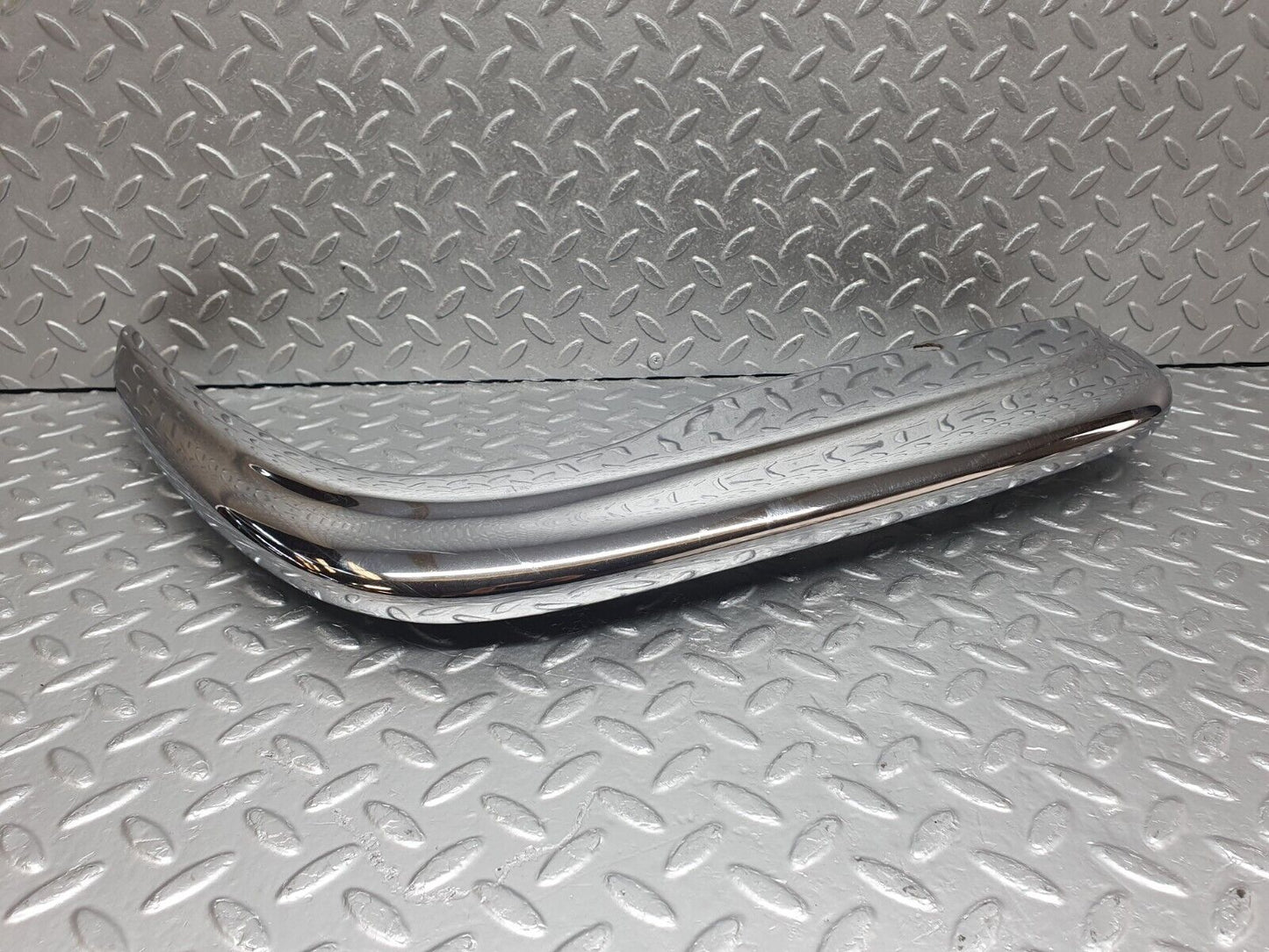 43399 Mercedes-Benz W108 280SE Front Right Upper Bumper Chrome