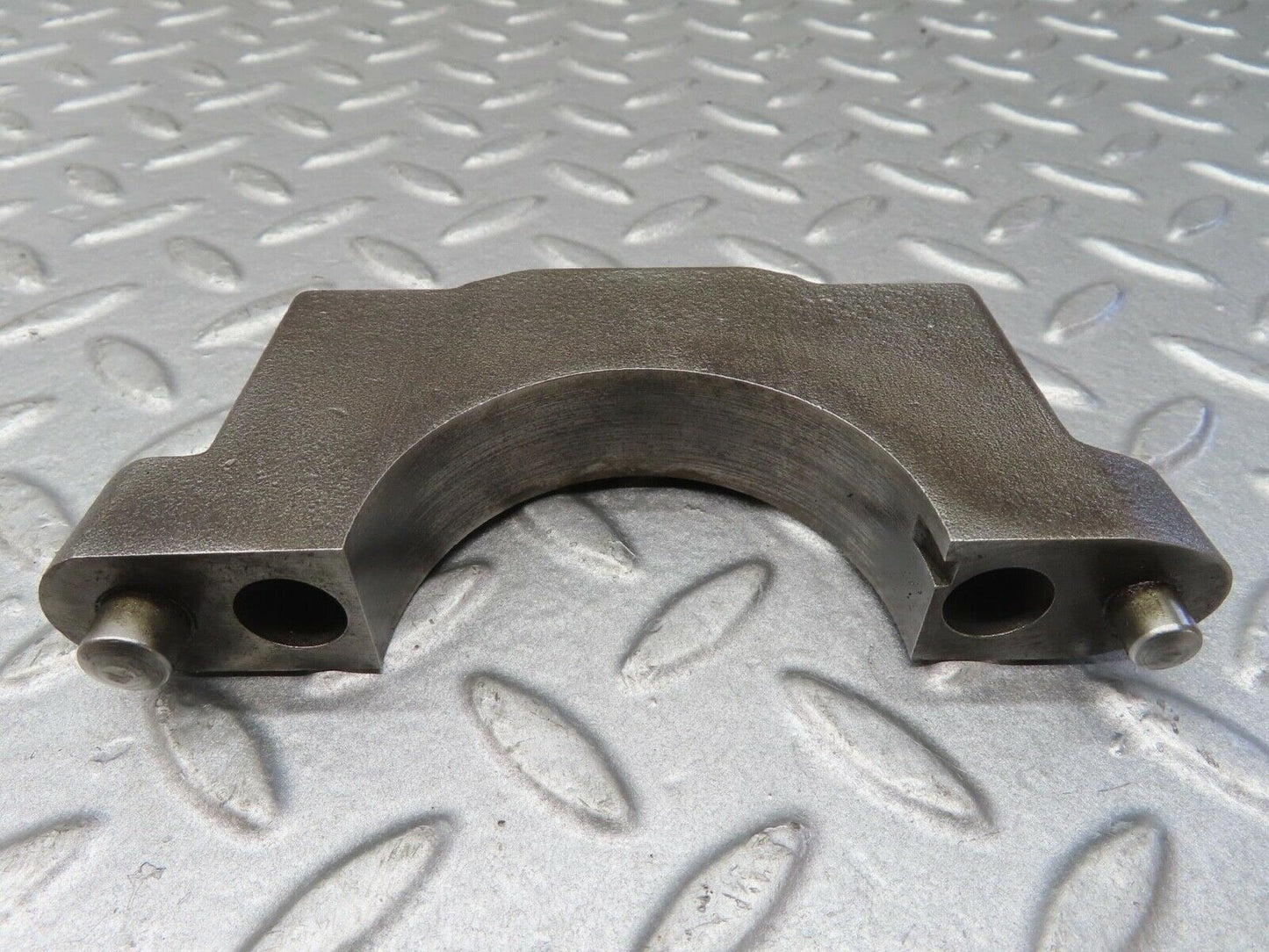 13383 Mercedes-Benz W111 230S Crankshaft Bearing Holder Block 1080110211