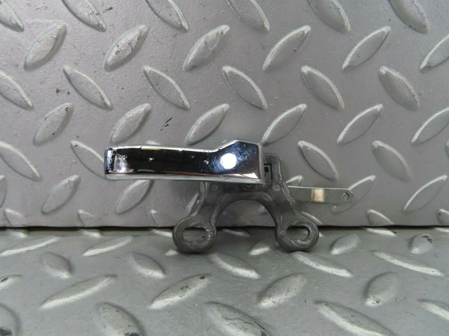 8727 Mercedes-Benz W115 Right Interior Door Handle Chrome 1107660419