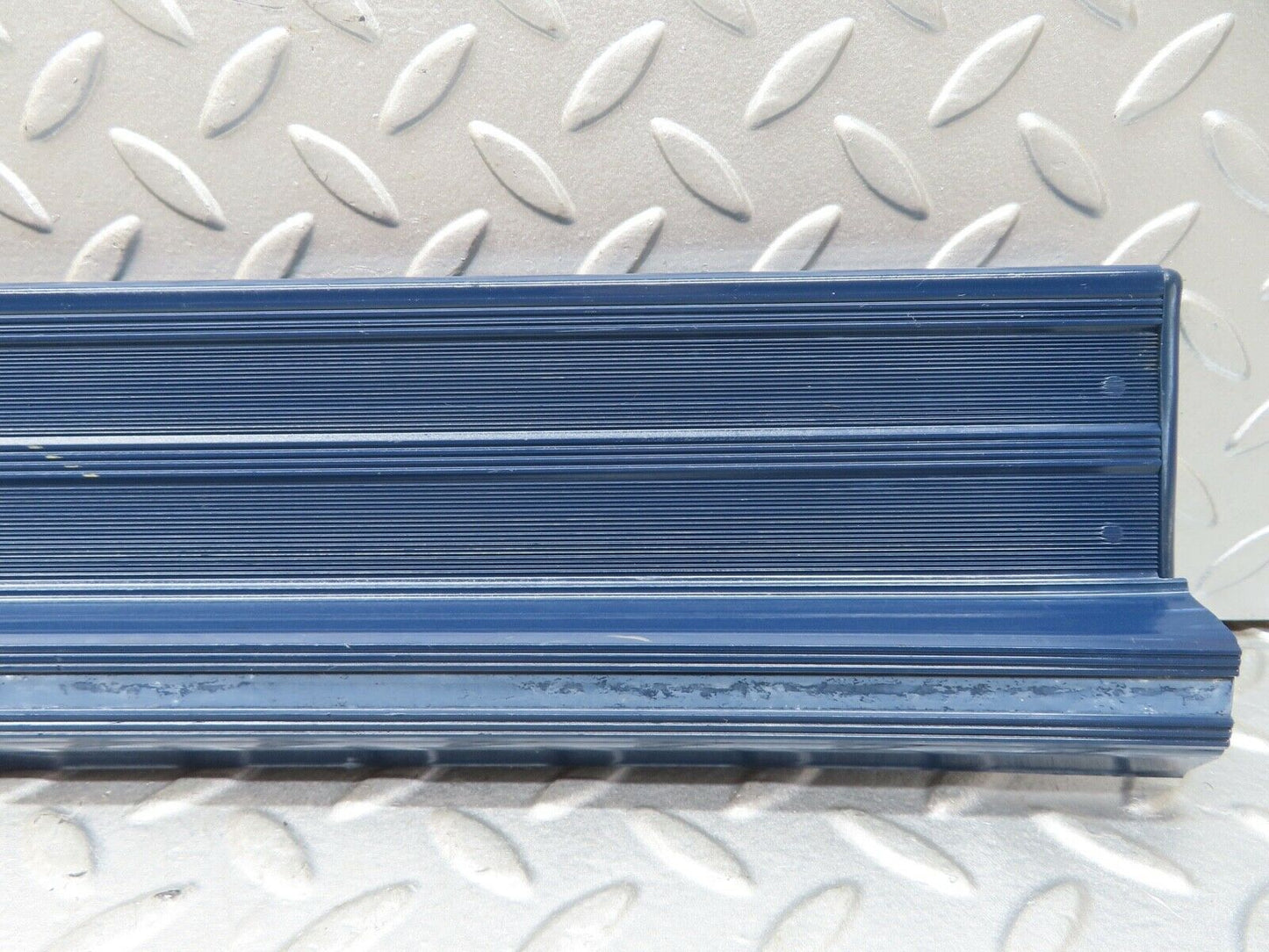 17534 Mercedes-Benz W116 450SEL Rear Left Door Sill Blue