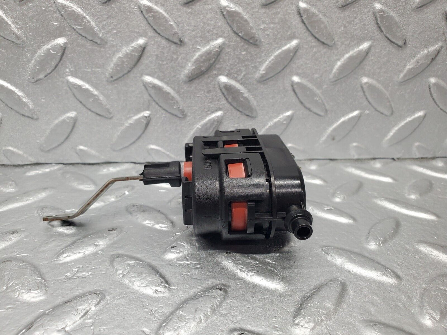 46999 Mercedes-Benz R129 320SL Coupe Heater Box Vacuum Actuator
