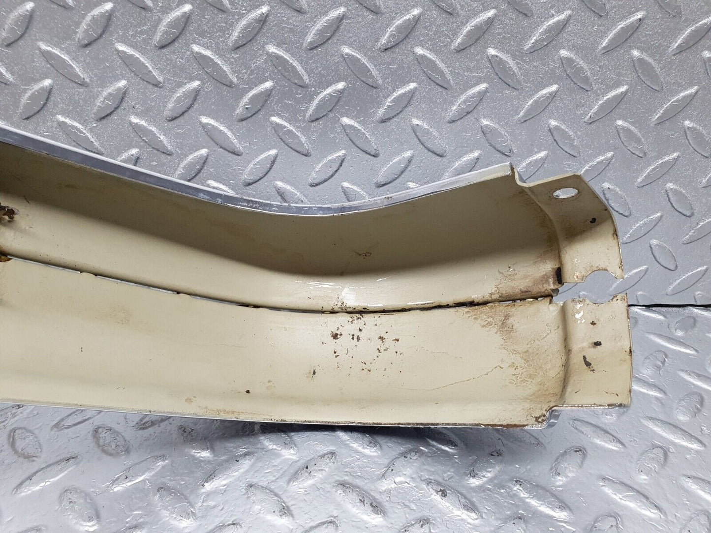 44196 Mercedes-Benz C123 230CE Coupe Rear Right Bumper Corner 1238800471
