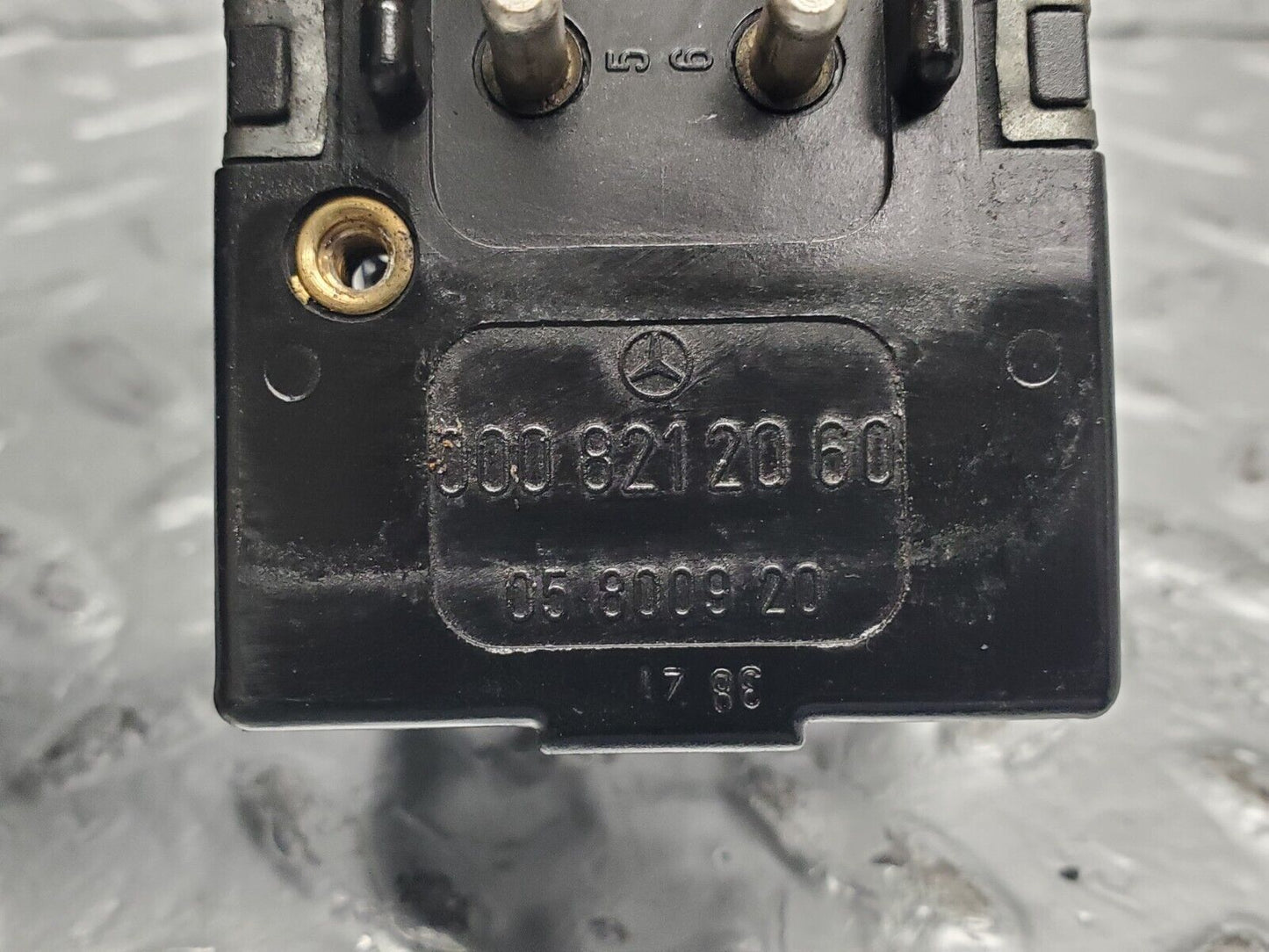 44047772