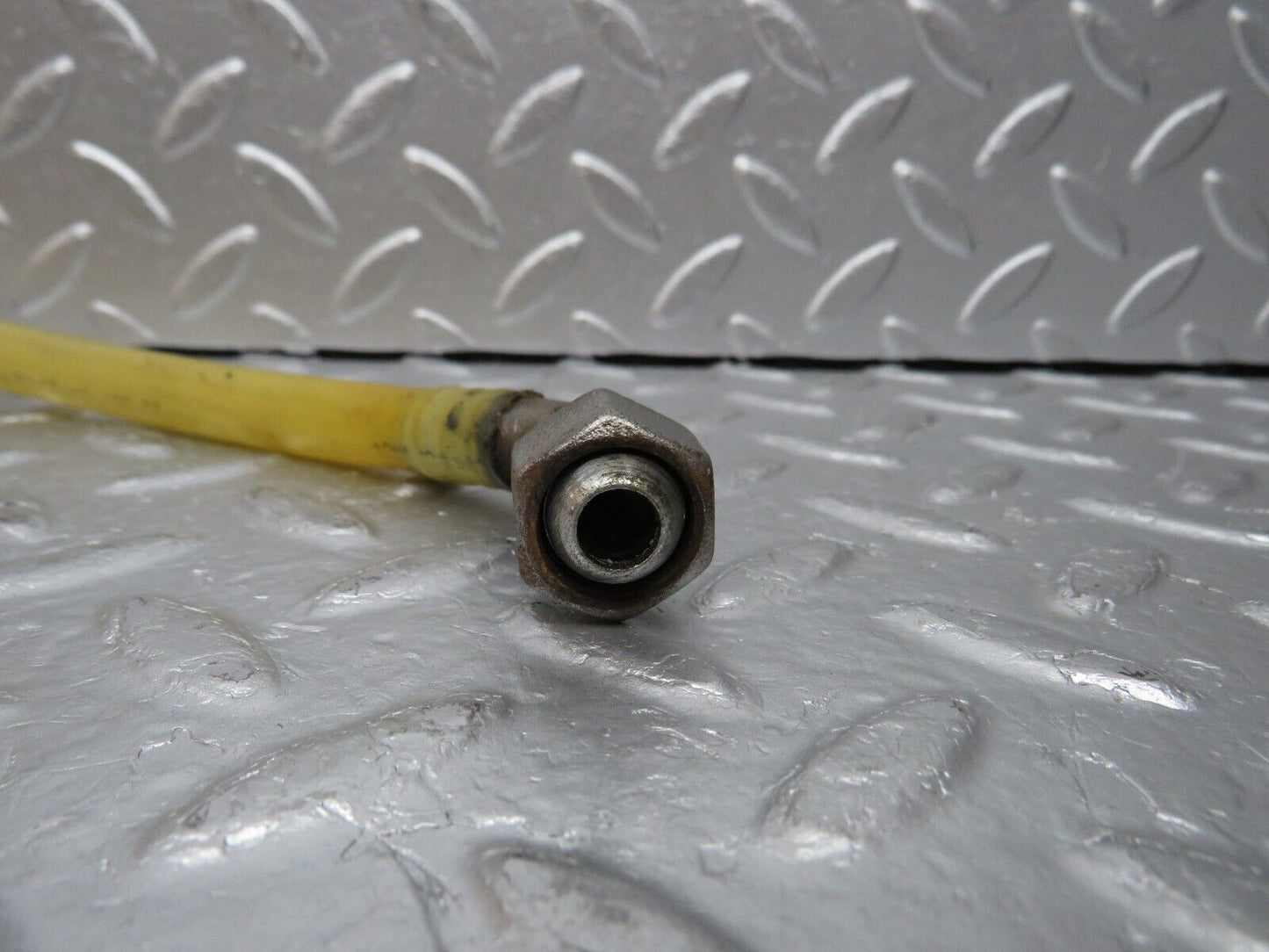31086 Mercedes-Benz W123 200D Brake Servo Vacuum Pipe