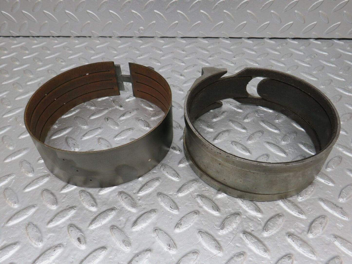 34577 Mercedes-Benz C126 380SEC Automatic Gearbox Brake Band 722.310