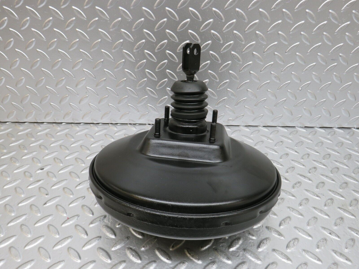 25414 Mercedes-Benz W123 200 Brake Booster Bendix