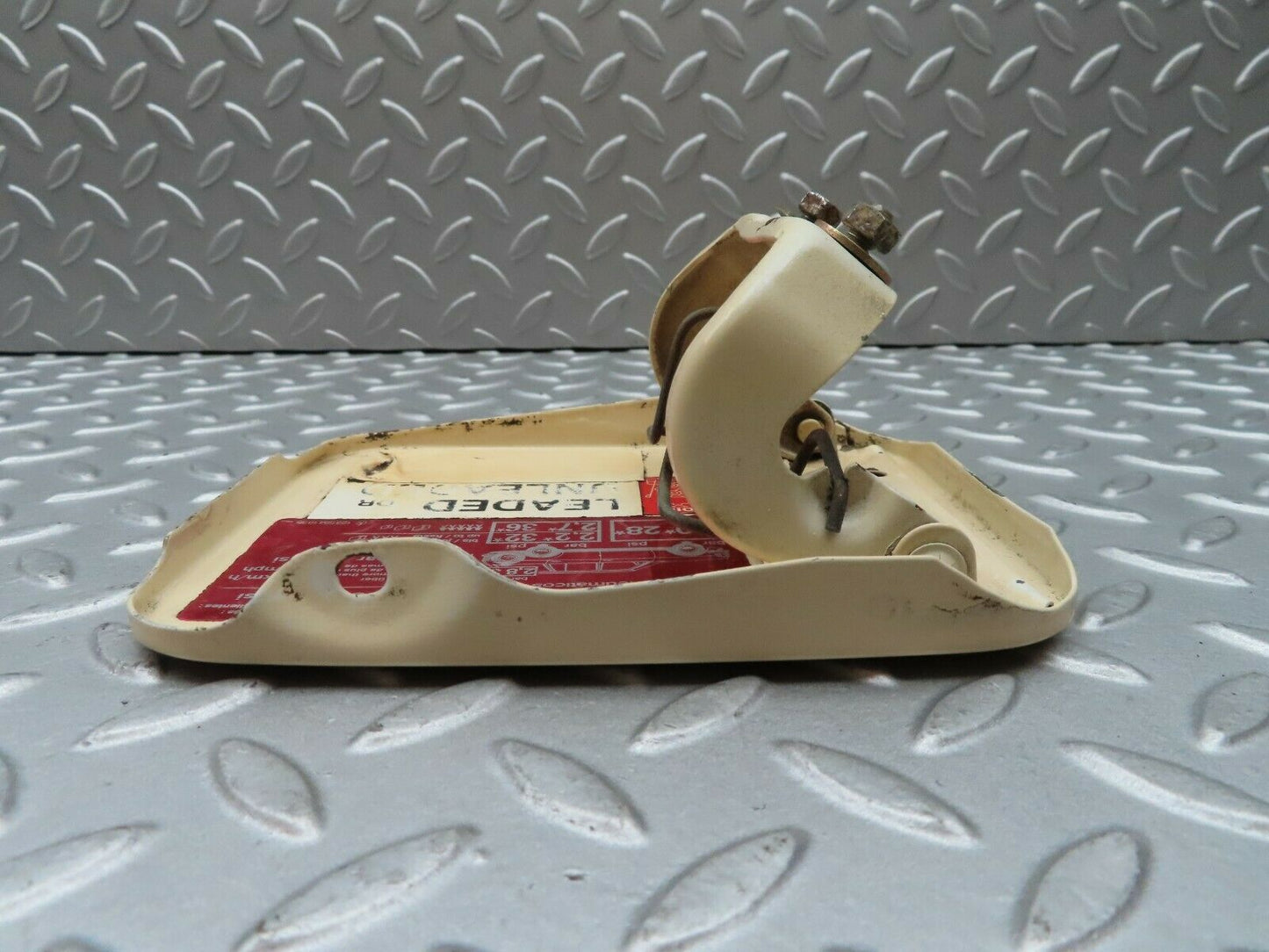 3989 Mercedes-Benz S123 200T Wagon Fuel Tank Flap Cap 1235841639