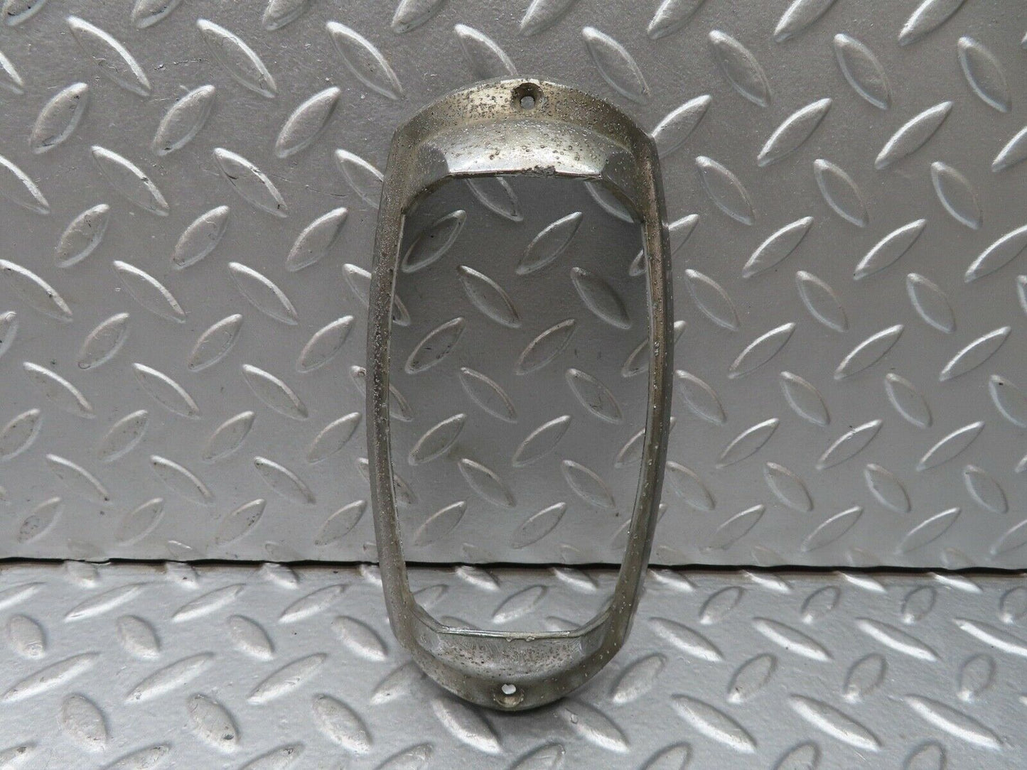 18663 Mercedes-Benz W120 W121 Ponton Tail Light Chrome Frame
