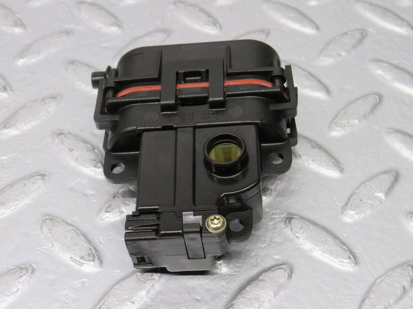 38595 Mercedes-Benz R129 280SL Coupe Heater Box Vacuum Actuator