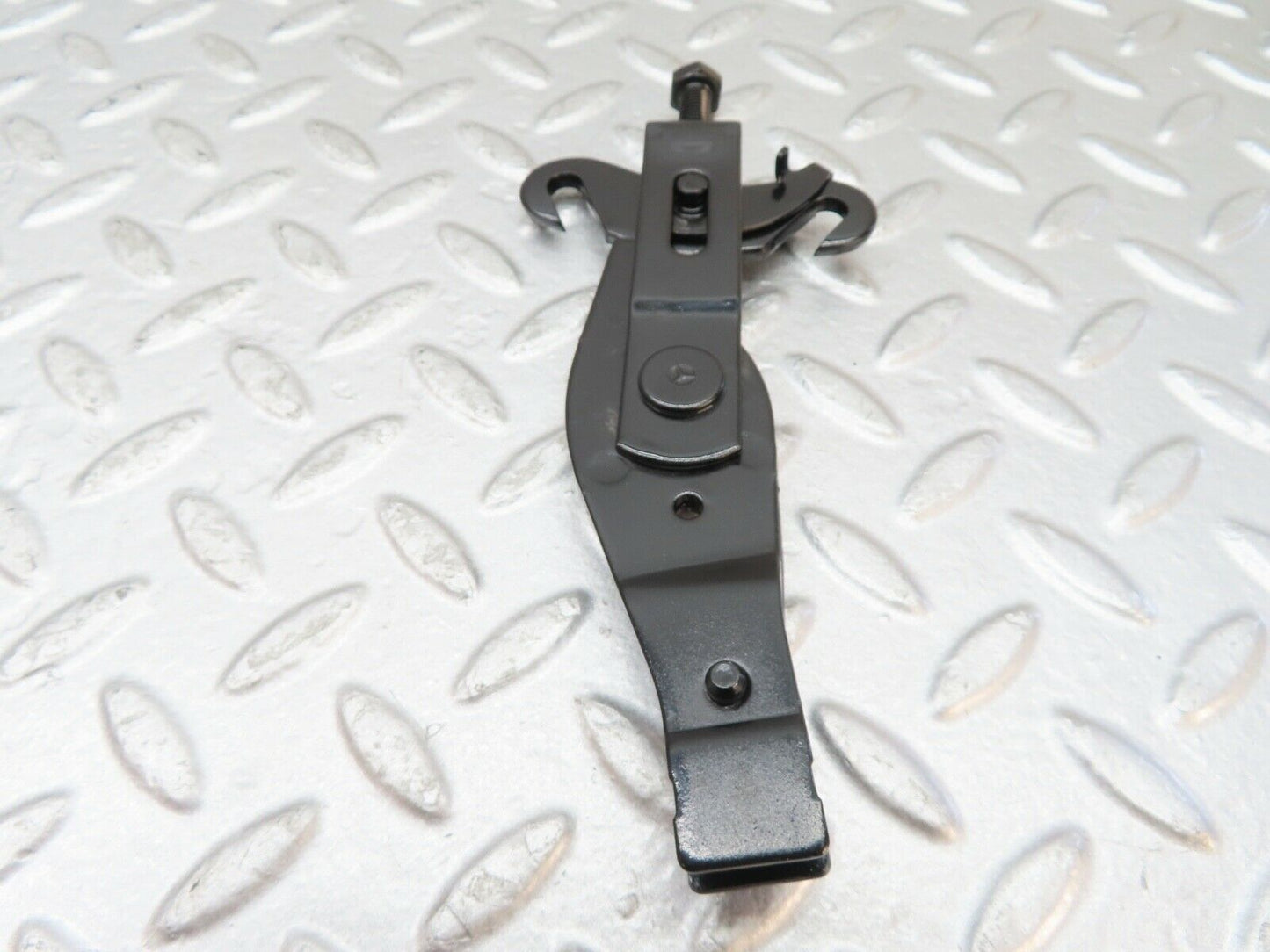 20042 Mercedes-Benz R129 300SL Coupe Handbrake Regulator