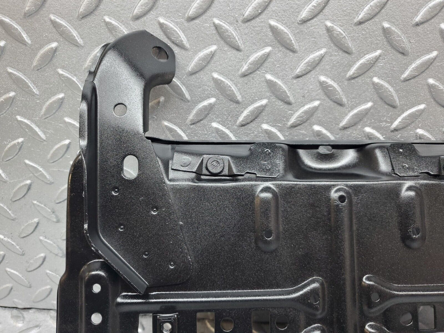 45910 Mercedes-Benz W126 420SE Battery Tray