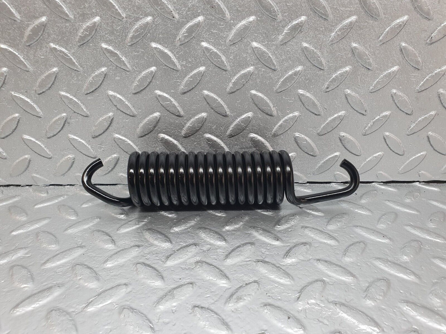 43577 Mercedes-Benz C126 380SEC Coupe Bonnet Hinge Spring